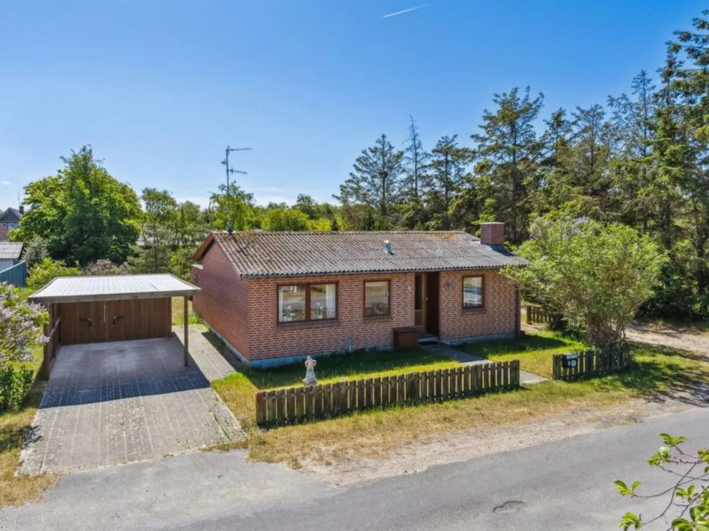 "Toni" - 300m from the sea in NE Jutland