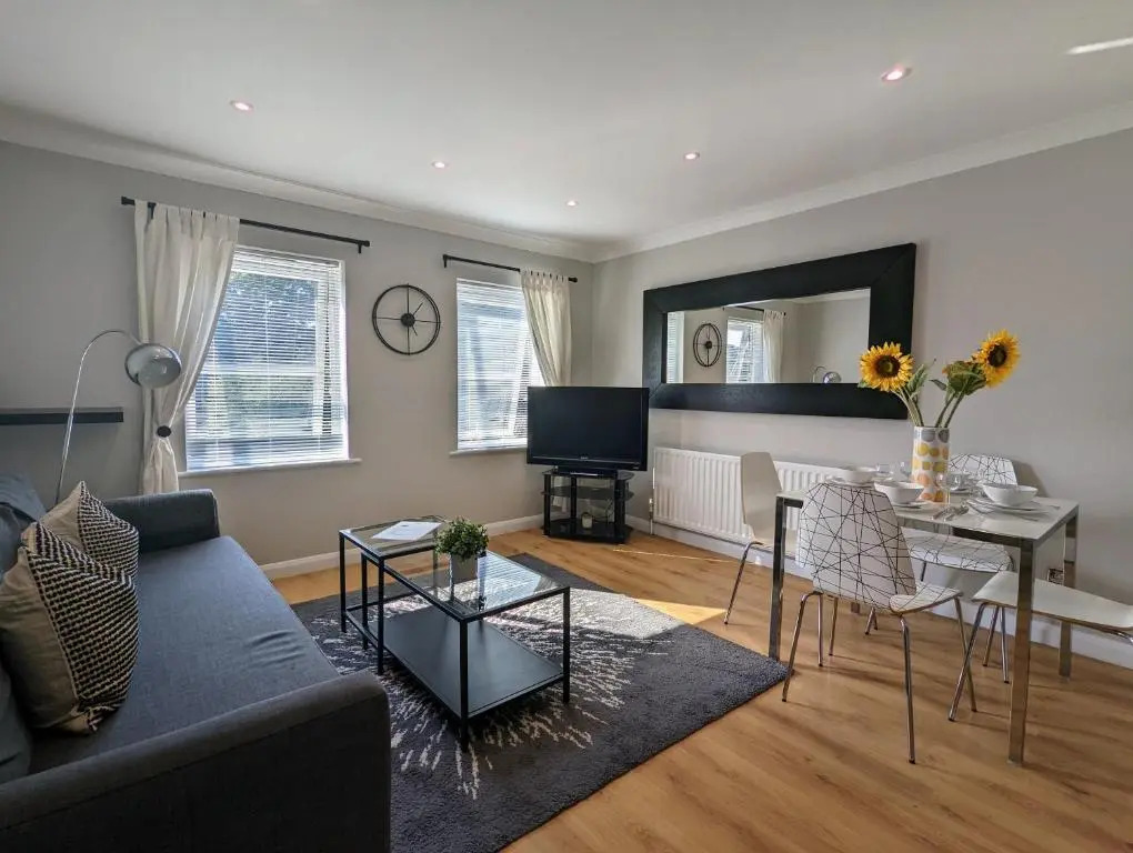 Saffron Court by Wycombe Apartments - Apt 08