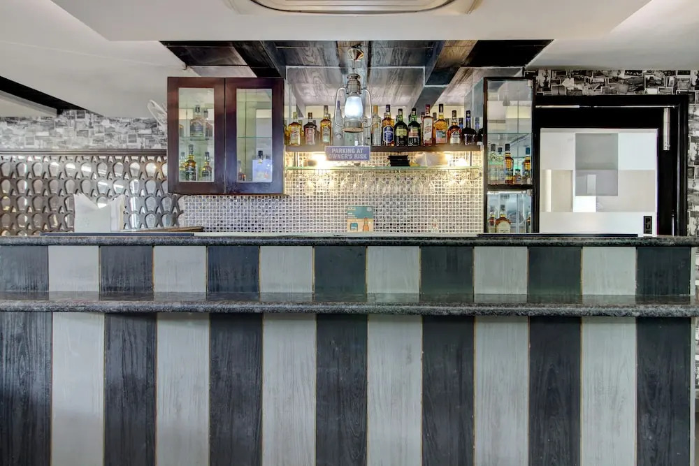 Collection O 135 Hotel Broadway