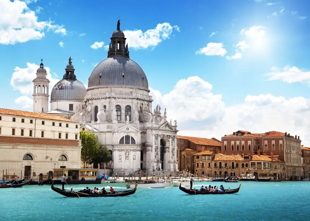 Stunning 15-bed Villa in Dolo, Close to Venice, IT