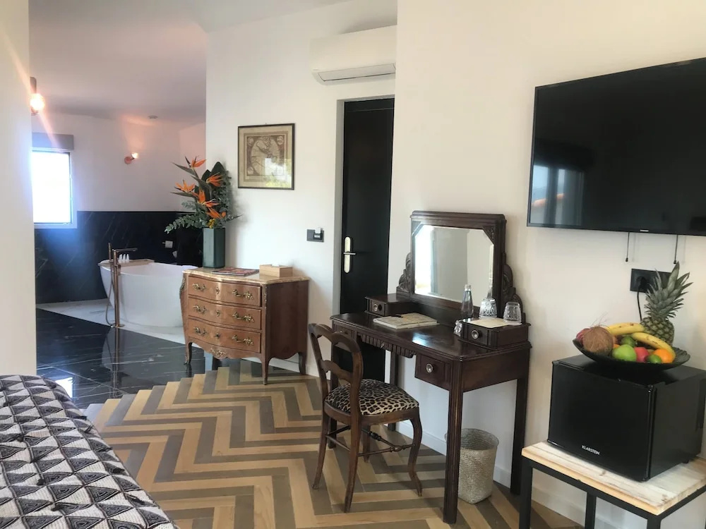 Hotel Minera