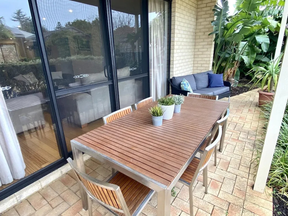 Baudins of Busselton Bed and Breakfast