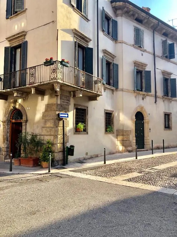 Palazzo Tiolo
