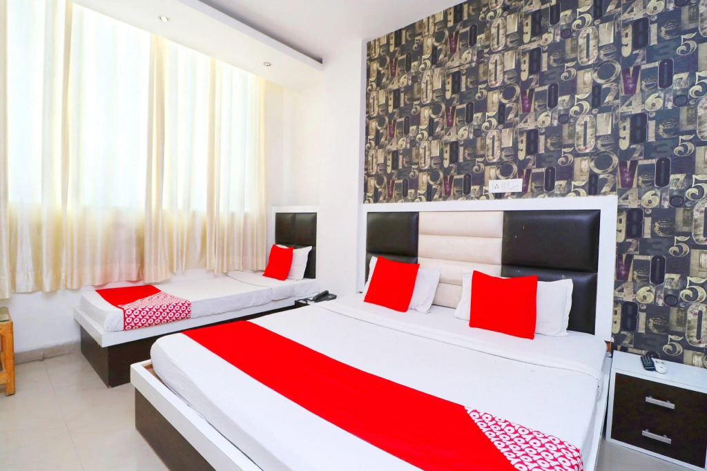 OYO 44668 Hotel Plazza