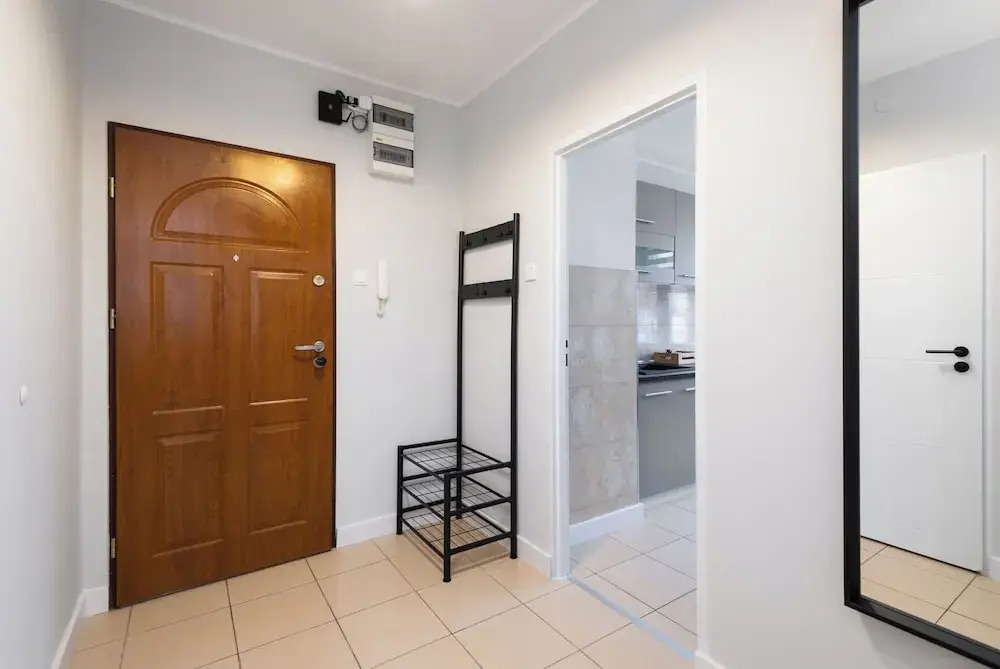 Friends - by Kairos Apartments