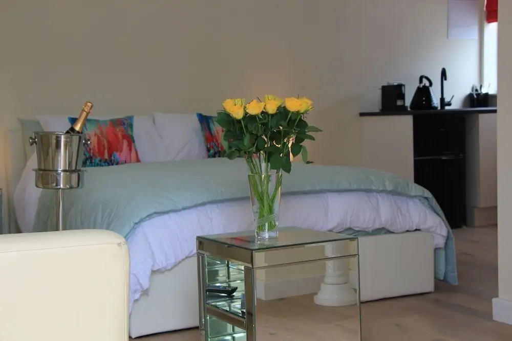 Falmouth Marina Apartment