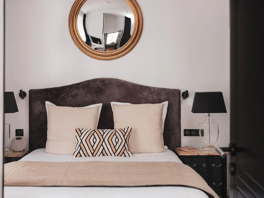 Appartements Place Royale - Maisons du Monde Hôtel & Suites