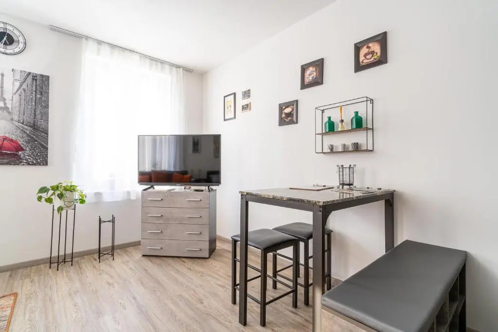 TAGBLATT Apartment 5