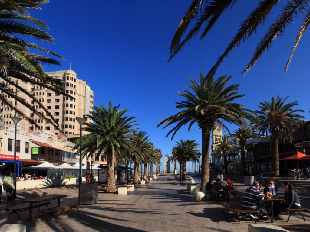 Glenelg Motel