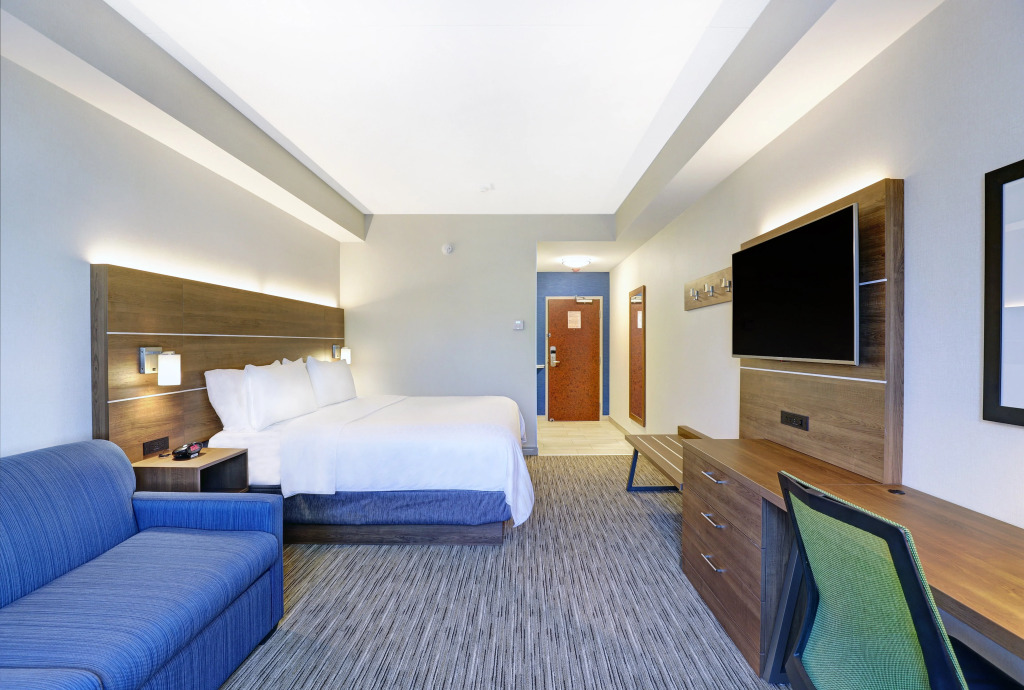 Holiday Inn Express Whitby Oshawa by IHG