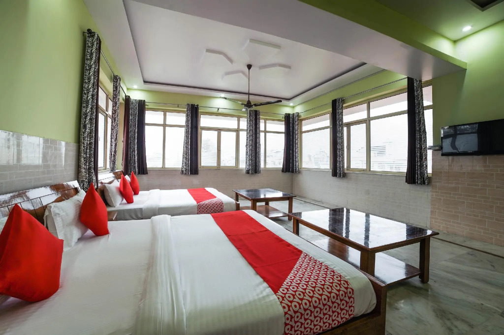 Capital O 49341 Sankalp Hotel