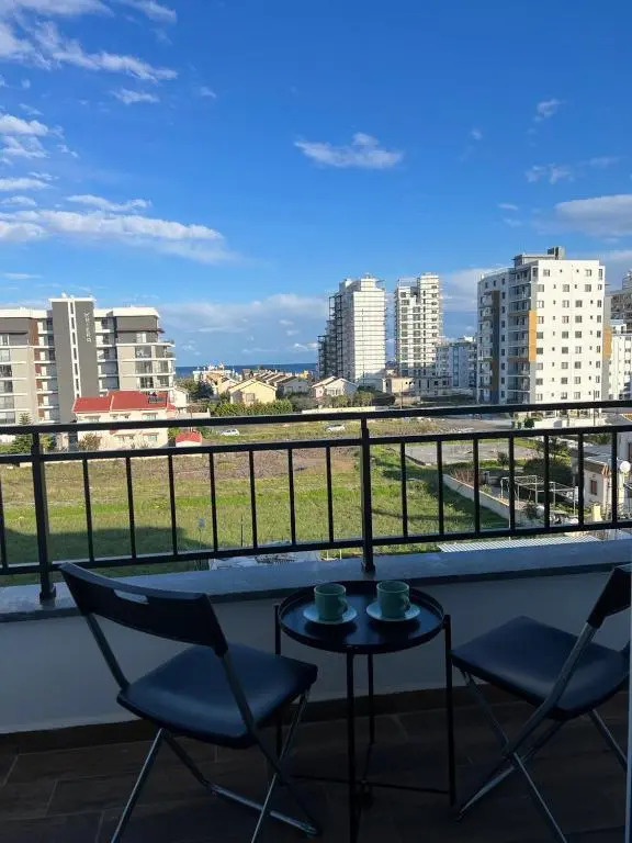 McKenzi Gold 2 bedrooms