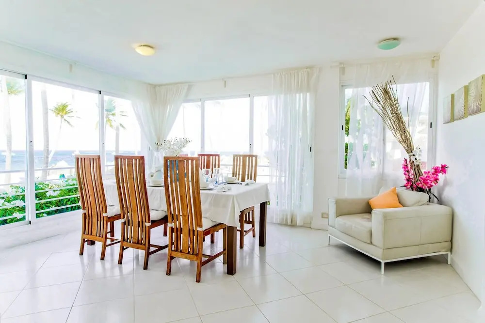 Ocean View Apartment With 3 BDR at B Varo Beach
