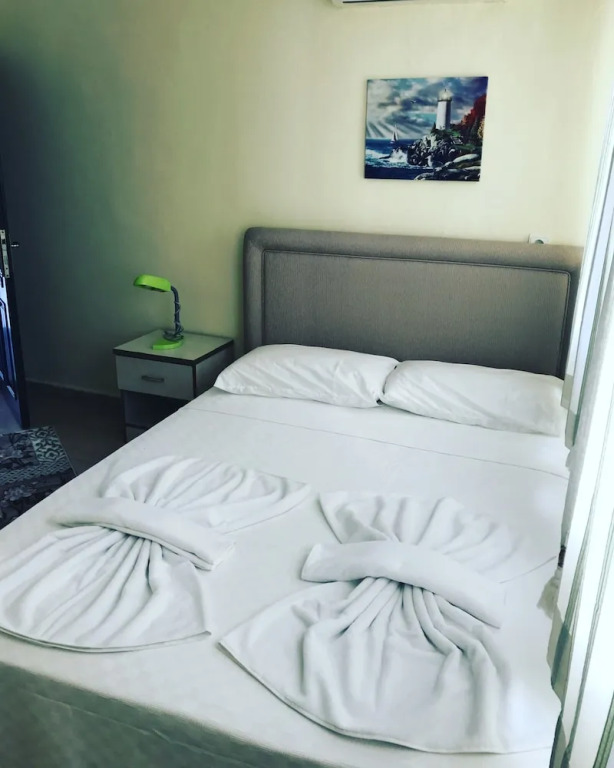 Ayvan Beach Hotel