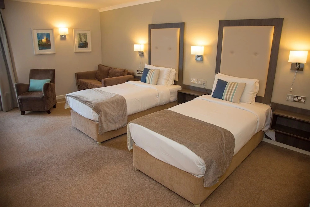 Westlodge Hotel & Leisure Centre
