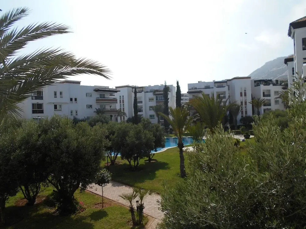 Lovely two Bedroom Apartment Ref T24302