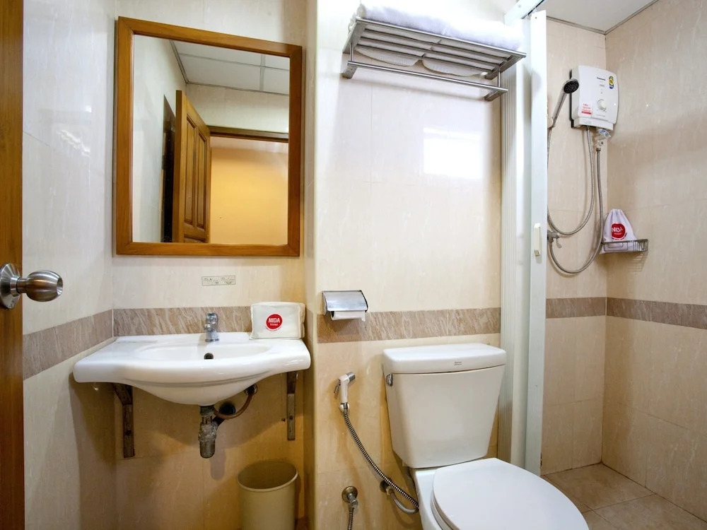 曼谷三6体育馆地标奈达酒店(Nida Rooms Triple 6 Stadium Landmark)