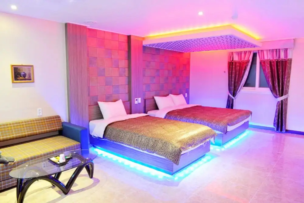 Aria Hotel