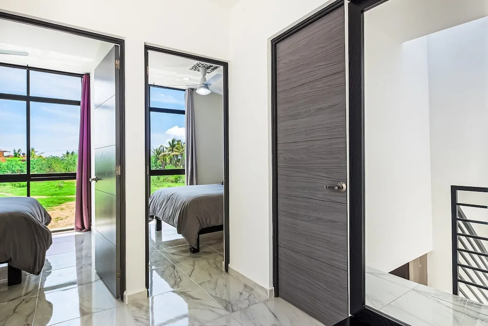 Porto Residencial, Unit 10 Sunny House in Nuevo Vallarta With Pool Access