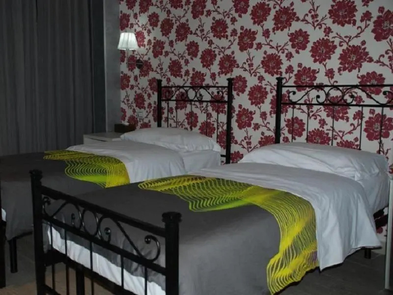 Rome Orange Inn