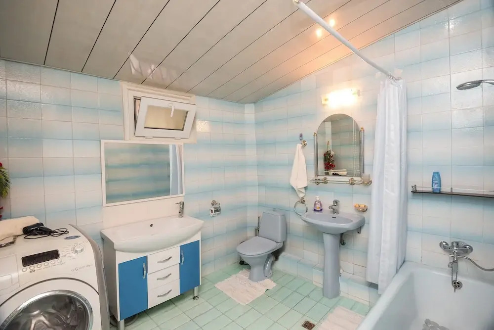 Lias Guest House