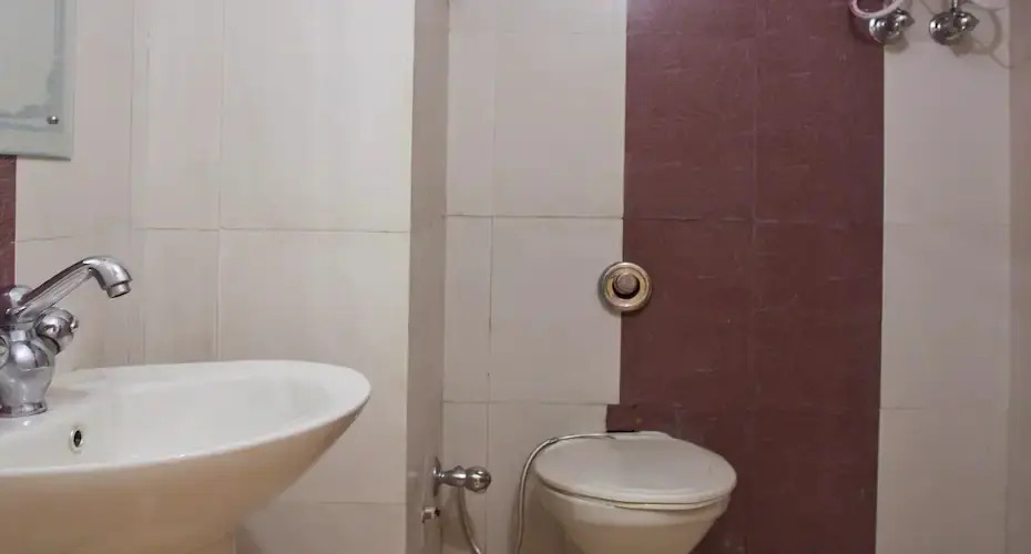 Hotel Suvidha Deluxe And Restaurant