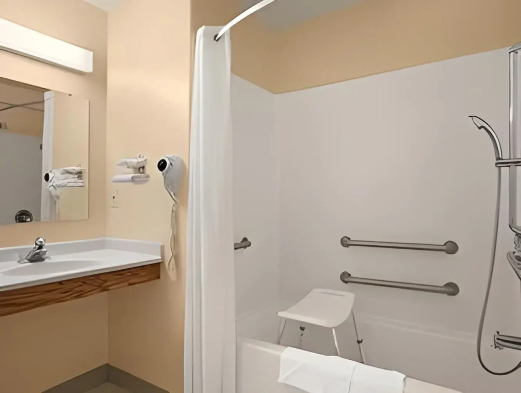 Four Seasons Inn