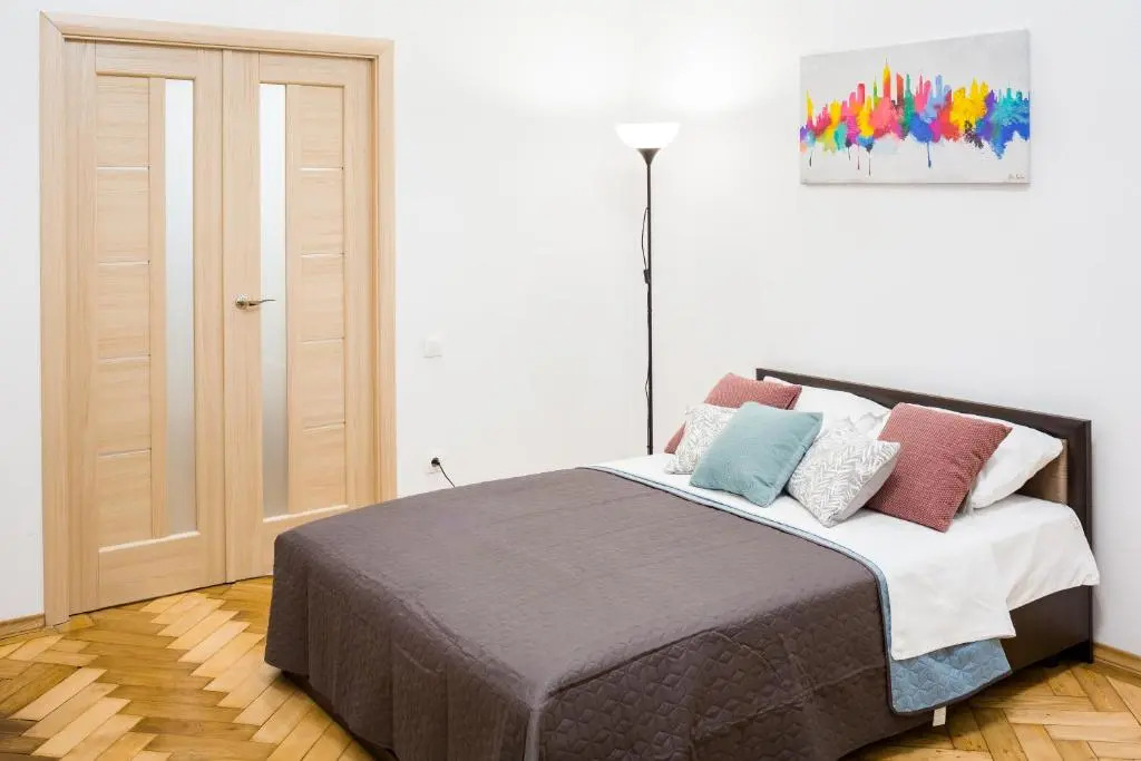 Bright and cozy apart with balcony