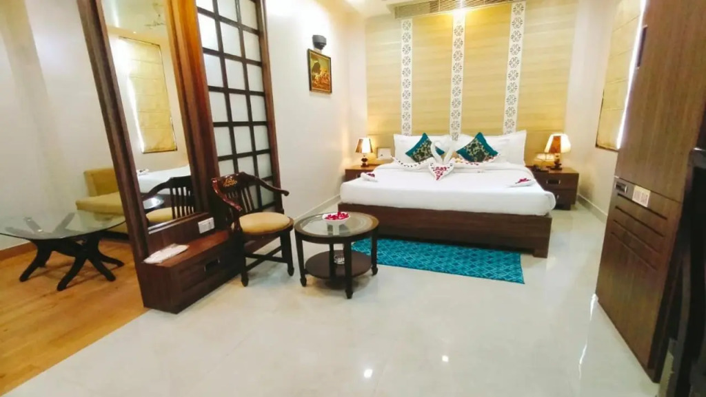 Hotel Ozas Grand