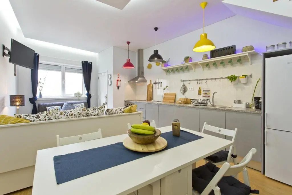 2 Comfortable Stunning Flats - City Center