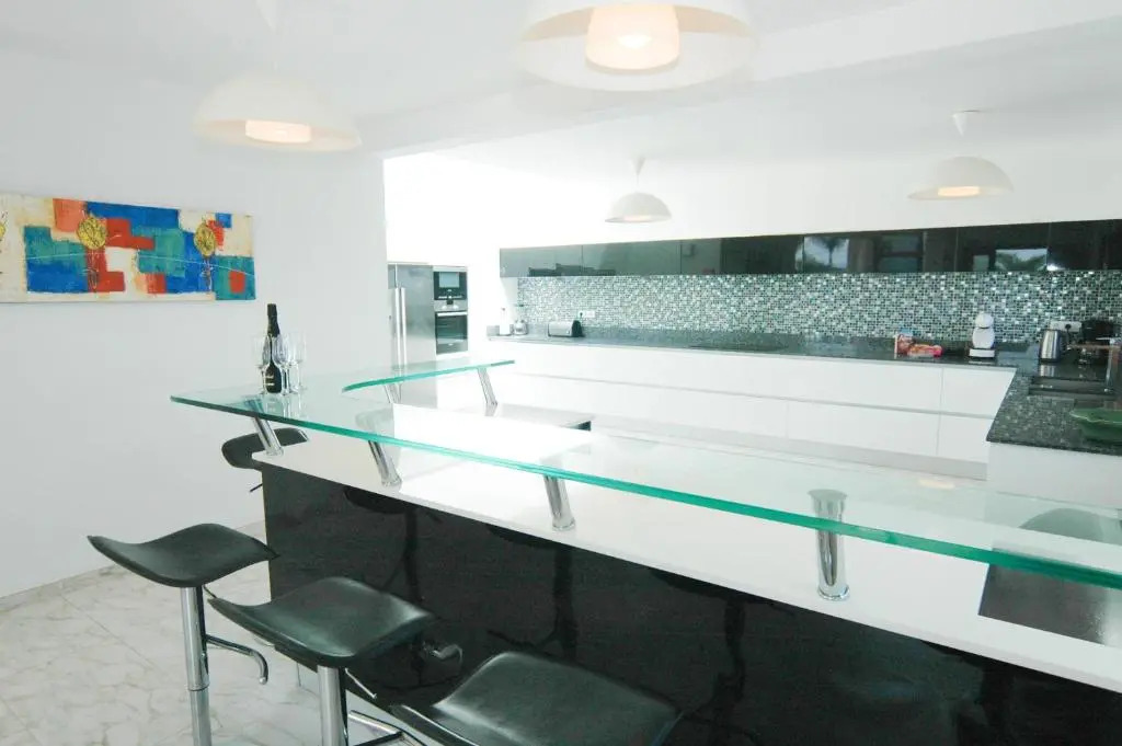 Villa Montana baja - A Stunning 7 Bedroom Villa - Perfect For Large Families And Friends