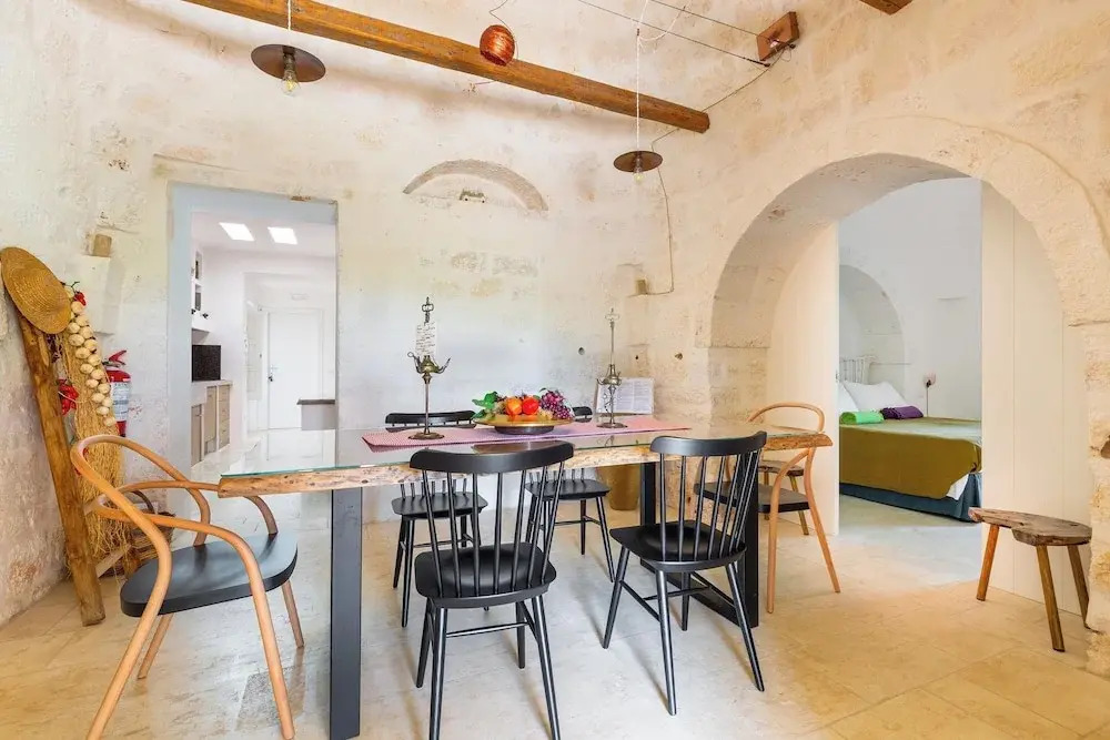 3224 Trulli Almaviva by Perle di Puglia