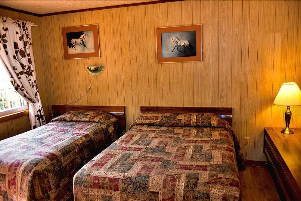 Xenia Lodge