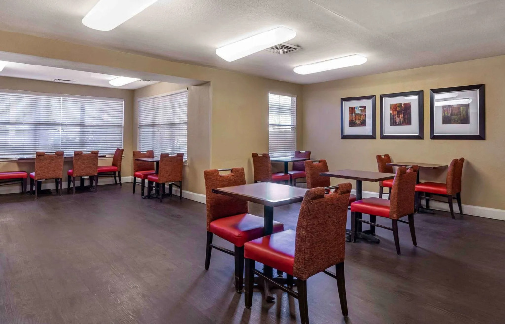 Extended Stay America Suites - Tampa - Airport - N Westshore Blvd