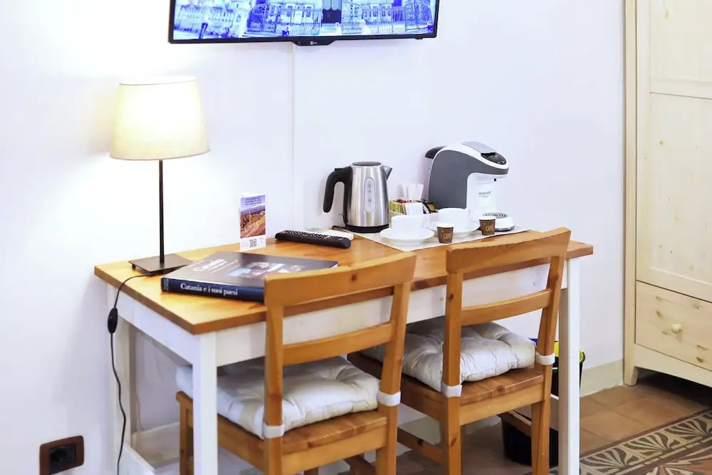 Cataneasy Rooms