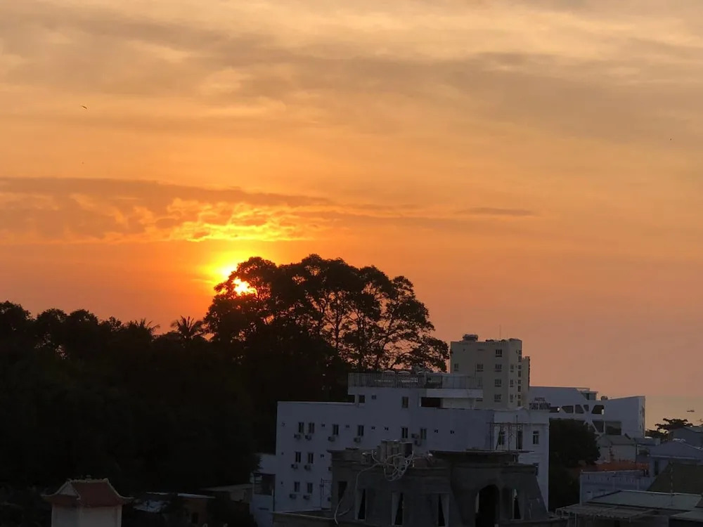 Khách sạn Tuyết Hiển