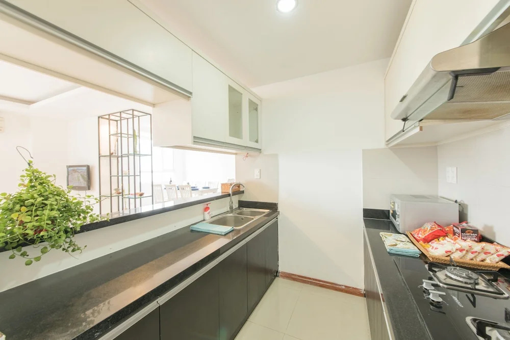 Le Soleil Central River View 3BR Apartment