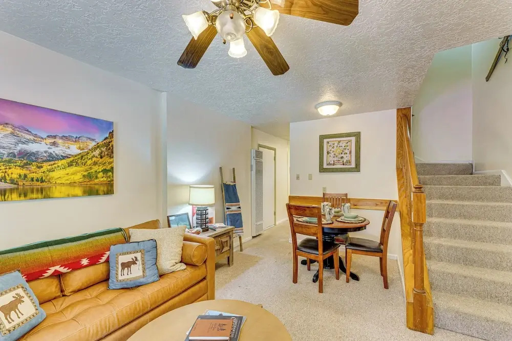Bike, Hike & Ski: Creek-view Condo in Red River!