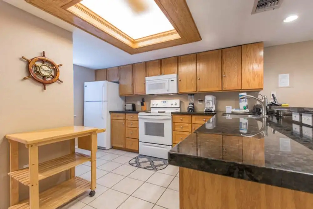 Suntide II Condominium 307