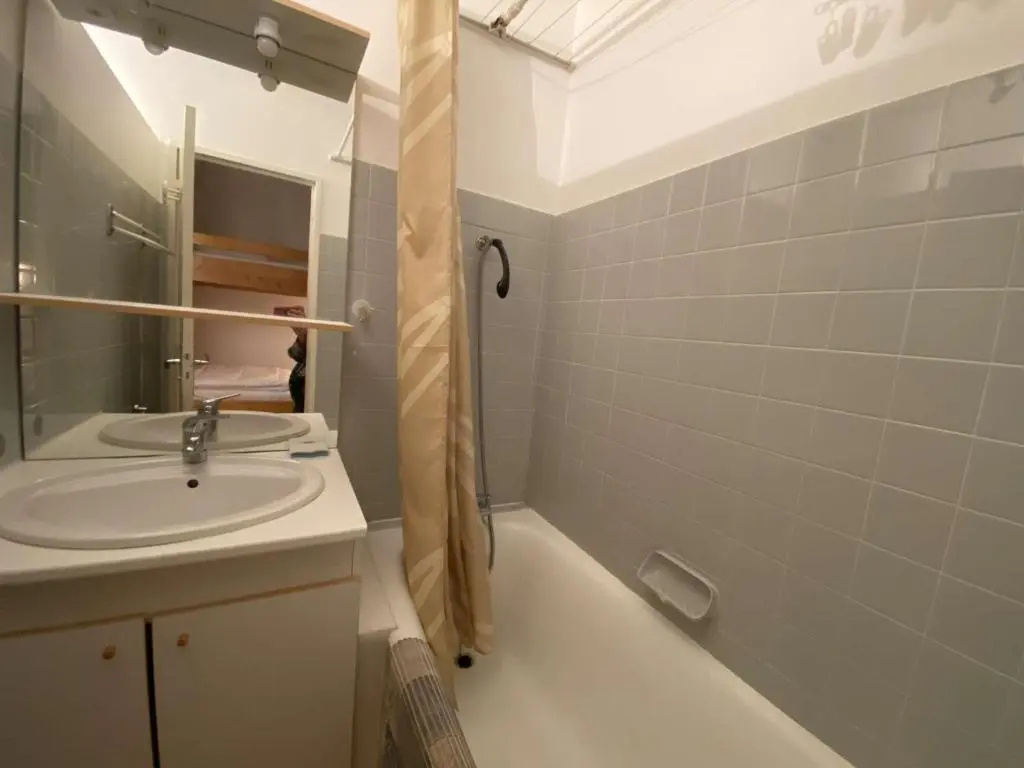 Studio Gourette, 1 pièce, 6 personnes - FR-1-400-103