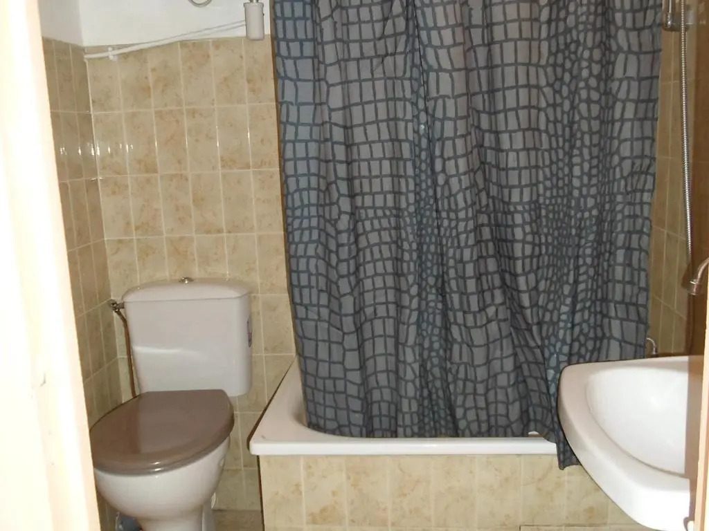 Appartement Balaruc-les-Bains, 1 pièce, 3 personnes - FR-1-503-5
