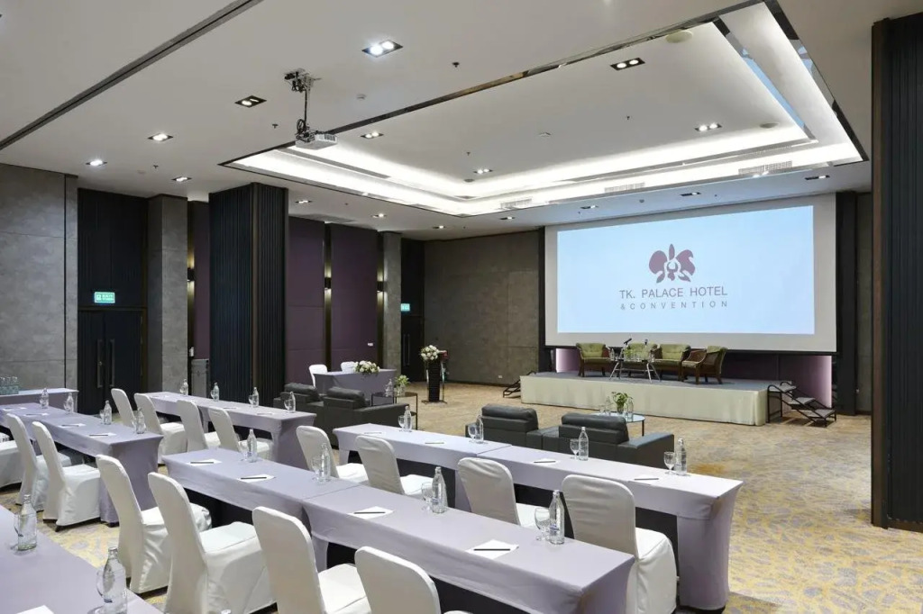TK Palace Hotel & Convention Bangkok