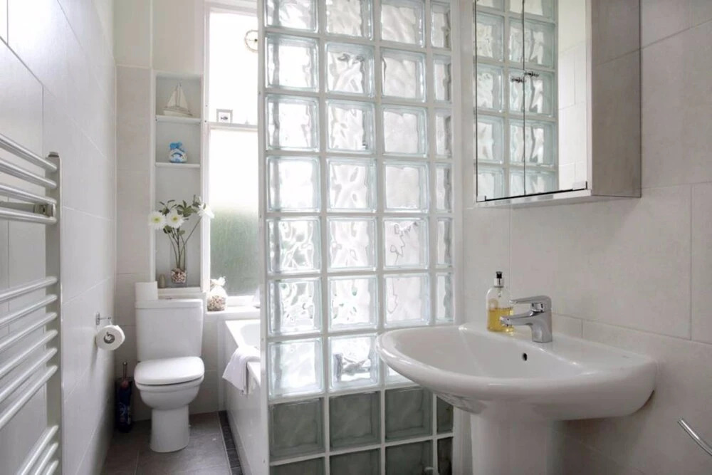 2 Bedroom Stockbridge Apartment