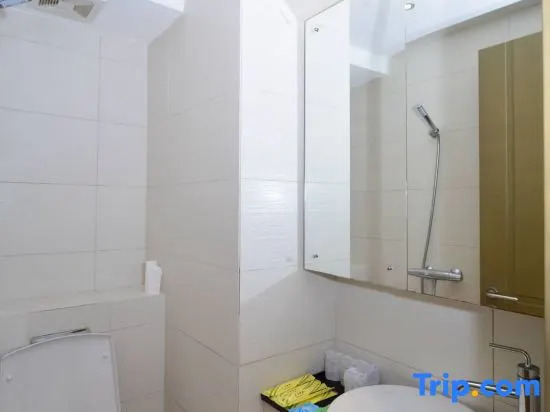 One Room One Car Seaview Holiday Apartment