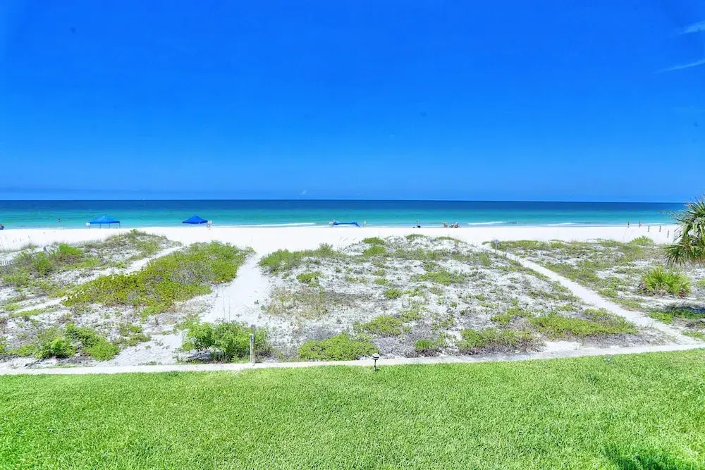 Pelican Pointe 4C