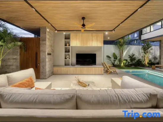 Sui A2: 3BR Villa • Prime Location by Berawa Beach - A Luxury Private Villa By Balinest Villas