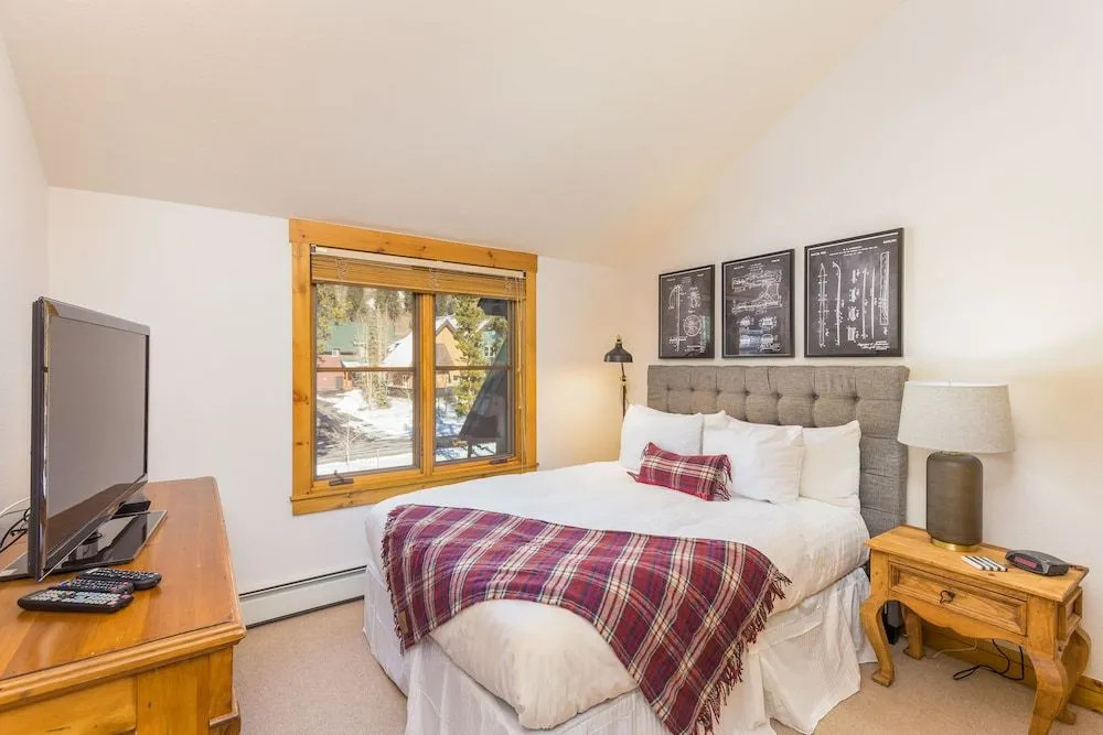 Ski Tip #8723 - 3 Br Townhouse