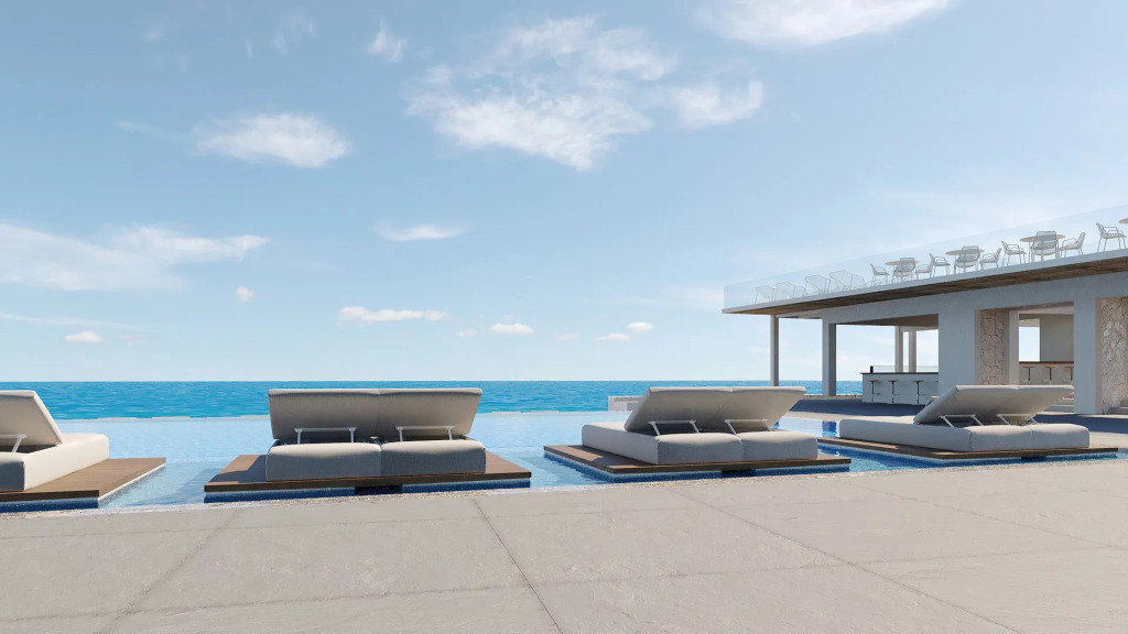 PARADISE ON THE KANTOUNI BEACH