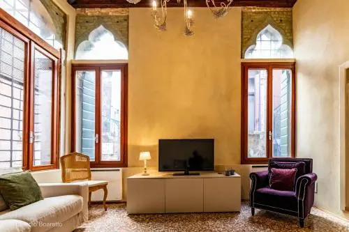 Gondola Bianca Veniceiloveyou Apartments