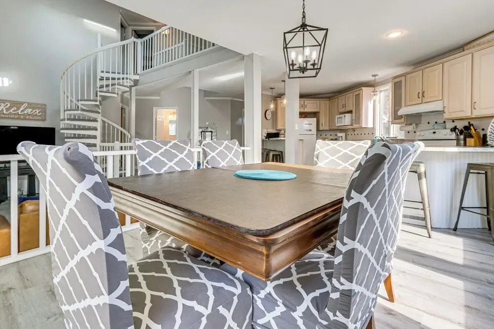 Riverfront Savannah Getaway w/ Pool & Dock!